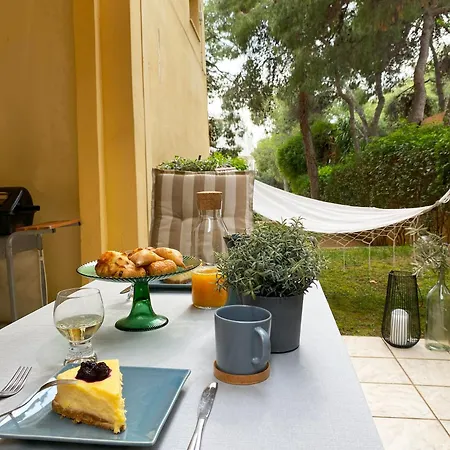 Garden Apartment With Bbq In The Athenian Riviera Exterior foto