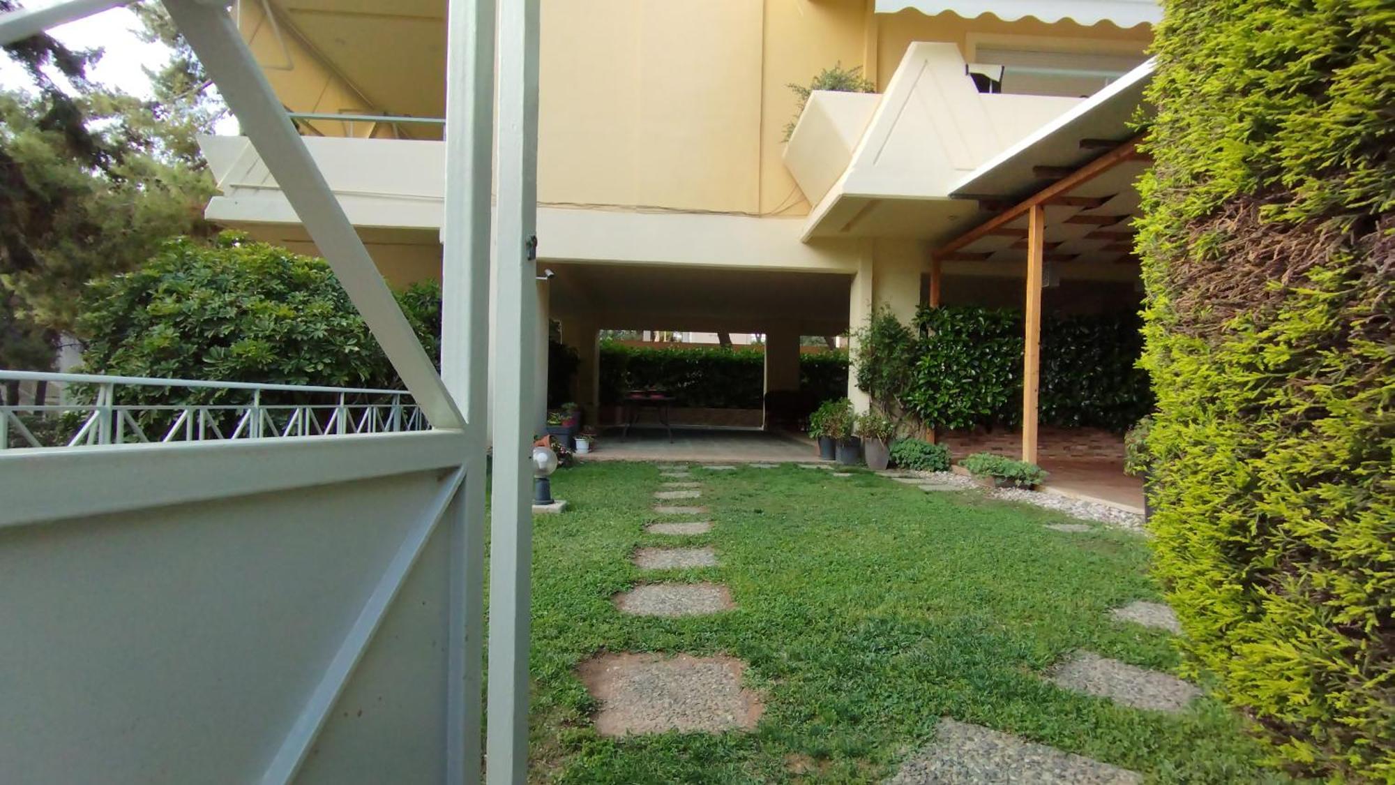 Apartment Garden With Bbq In The Athenian Riviera